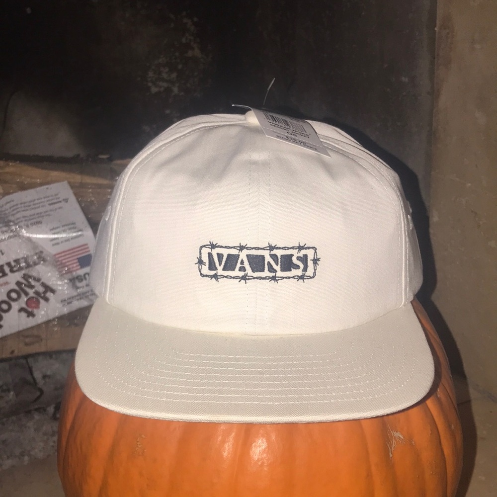 Vans white hat